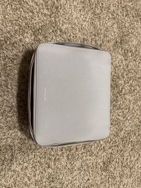 Allie Glines Full Bag Collection in Gray